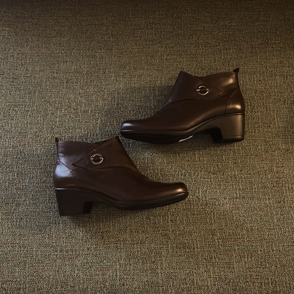 Women’s Clark’s Booties